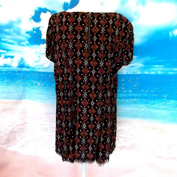 Torrid Babydoll Top Eyelash Fringe Bottom Size 0 - Picture 5 of 8